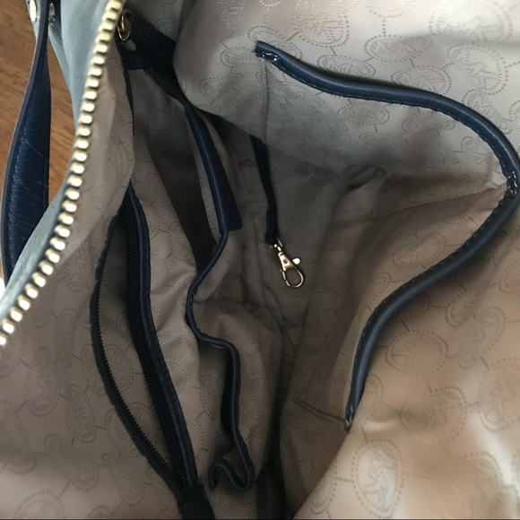 Michael Kors Devon Shoulder Bag - Picture 7 of 7